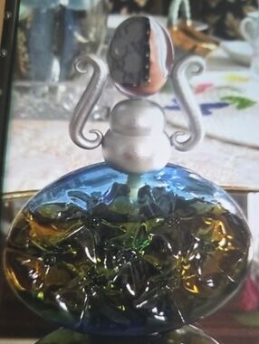 Transparente Blue Perfume Spray.